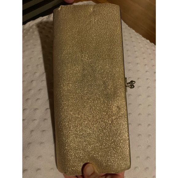 Vintage sleek gold clutch snap closure - Picture 2 of 10